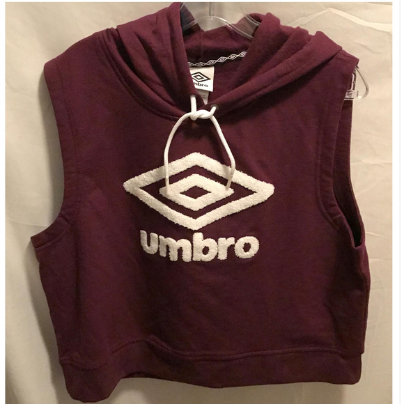 umbro sleeveless hoodie